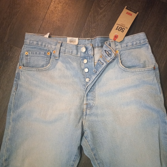 Womens Levi's - Picture 3 of 8